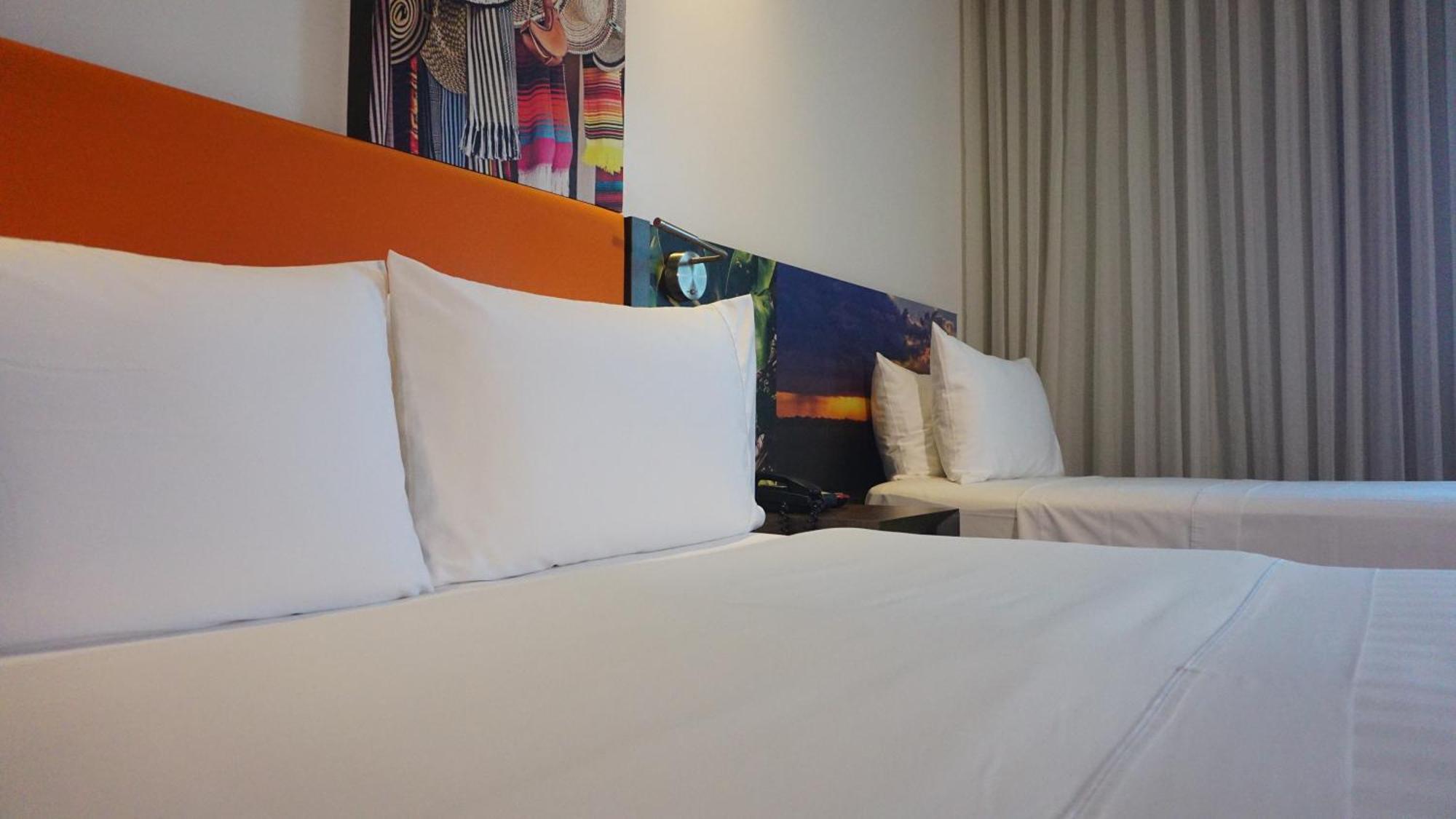 Hampton By Hilton Yopal Hotel Exterior photo